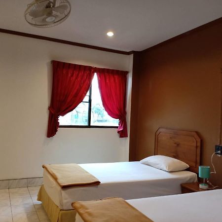 Kookkai House Pansiyon Patong Dış mekan fotoğraf