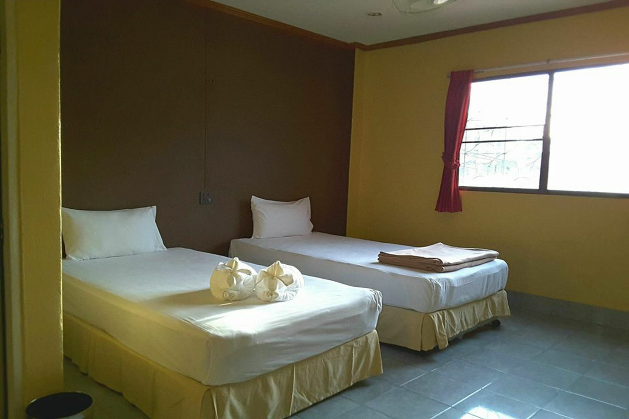 Kookkai House Pansiyon Patong Dış mekan fotoğraf